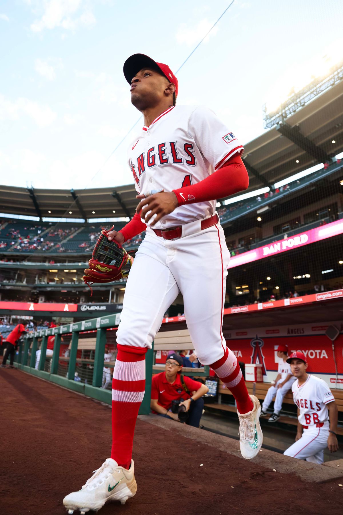 Los Angeles Angels infielder Christian Moore (4) takes the field during the MLB game against the Kansas City Royals Tuesday September 23rd, 2025 at Angel's Stadium in Anaheim, Calif.