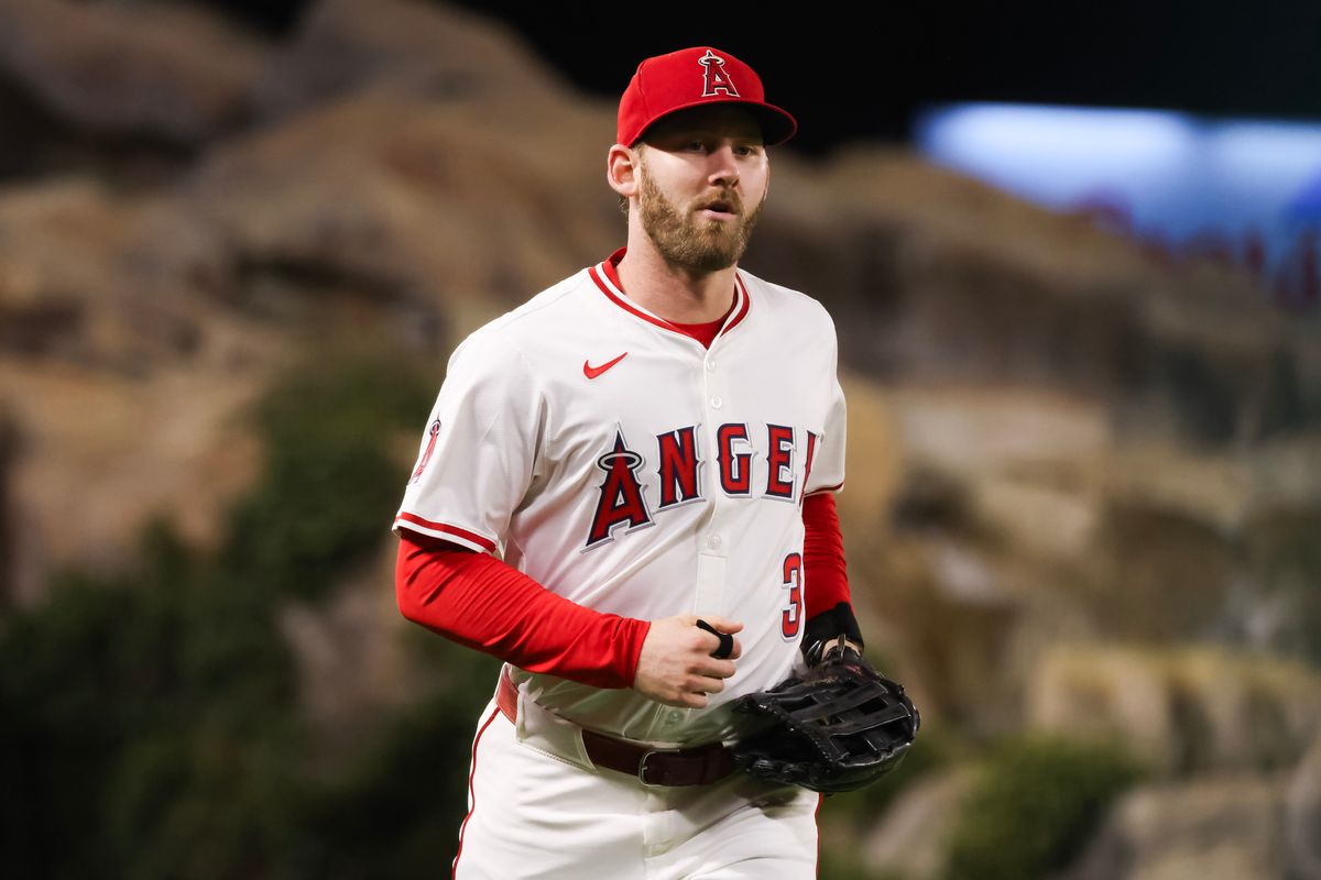 Los Angeles Angels outfielder Taylor Ward (3) runs during the MLB game against the Kansas City Royals Tuesday September 23rd, 2025 at Angel's Stadium in Anaheim, Calif.