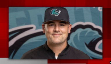 Northeast Ohio middle school teacher lands coaching job with MLB