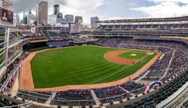 Otherwise Normal Man Purchases Diamondbacks/Twins Tickets - Just For Fun