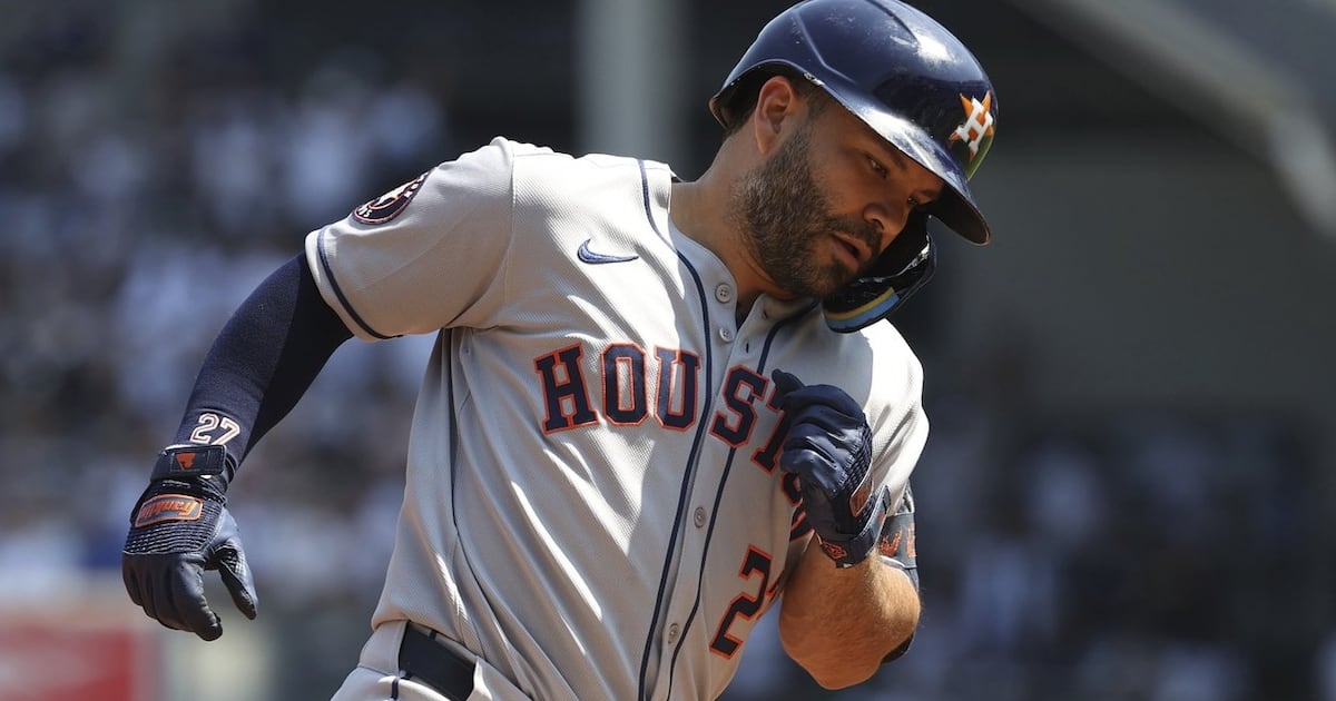 Houston Astros' Jose Altuve out with continued soreness in foot