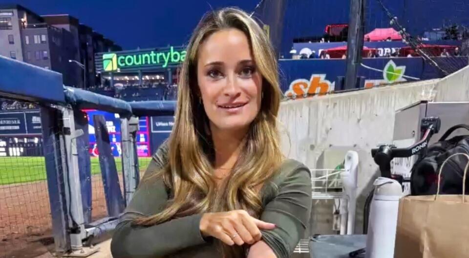 Red Sox Reporter Drilled By Brutal Foul Ball, Reveals Gnarly Injury Pics