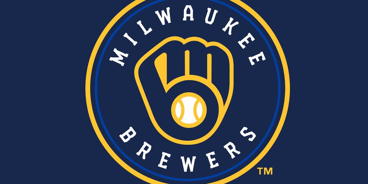 RHP Elvin Rodríguez signs with Brewers after spending 2024 season in Japan