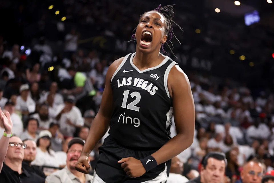 The Aces have won 17 straight games. (Ian Maule/Getty Images)