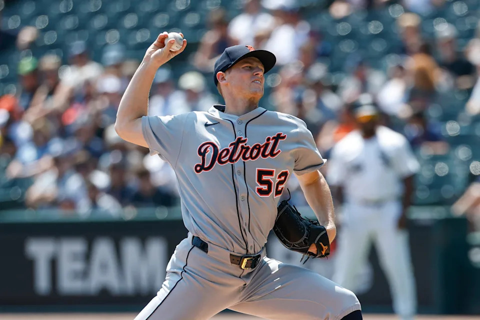Detroit Tigers starting pitcher Troy Melton (52) delivers a pitch against the Chicago White Sox during the first inning at Rate Field in Chicago on Wednesday, Aug. 13, 2025.