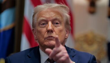 Trump steps up MLB protest as baseball legend urged to take action - Baseball - Sports