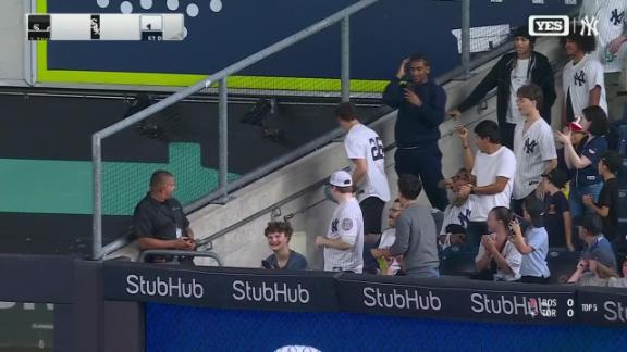 Yankees beat White Sox 5-3 behind Stanton and Rodón to stay tied with Toronto for AL East lead