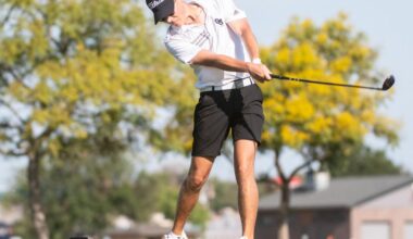 Tigers' Simmons wins GJ Invite title |