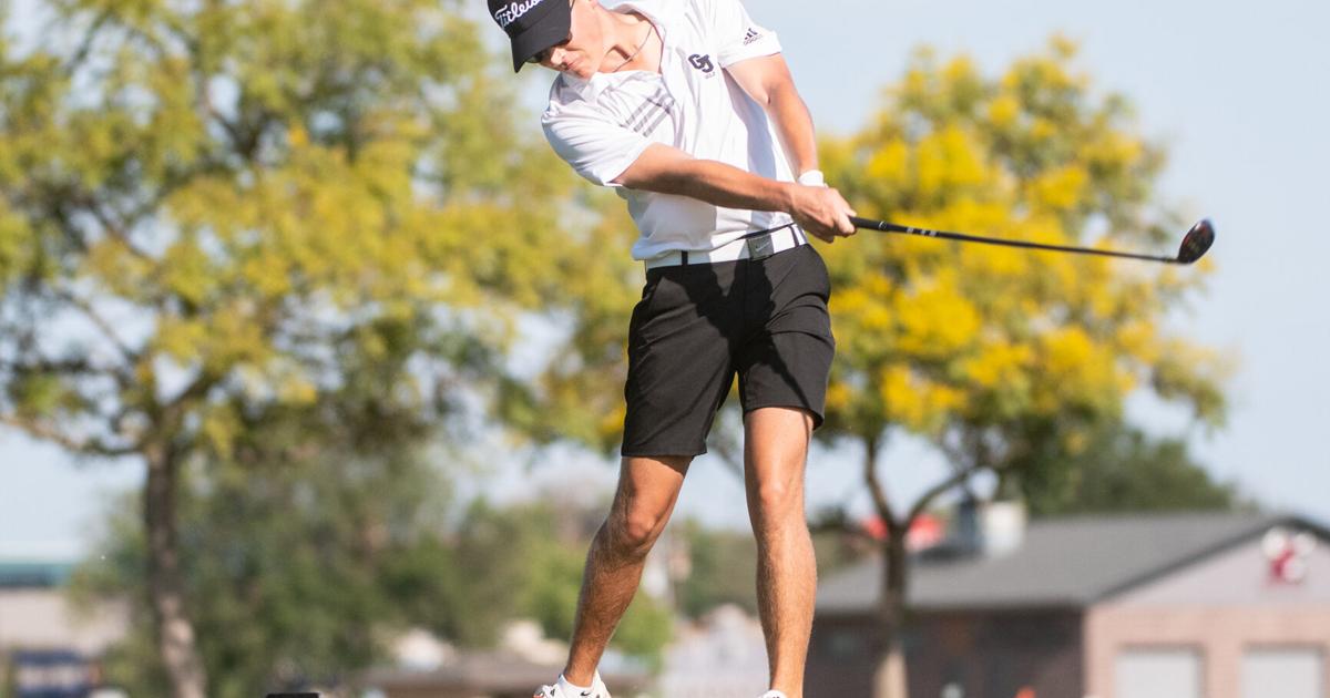 Tigers' Simmons wins GJ Invite title |