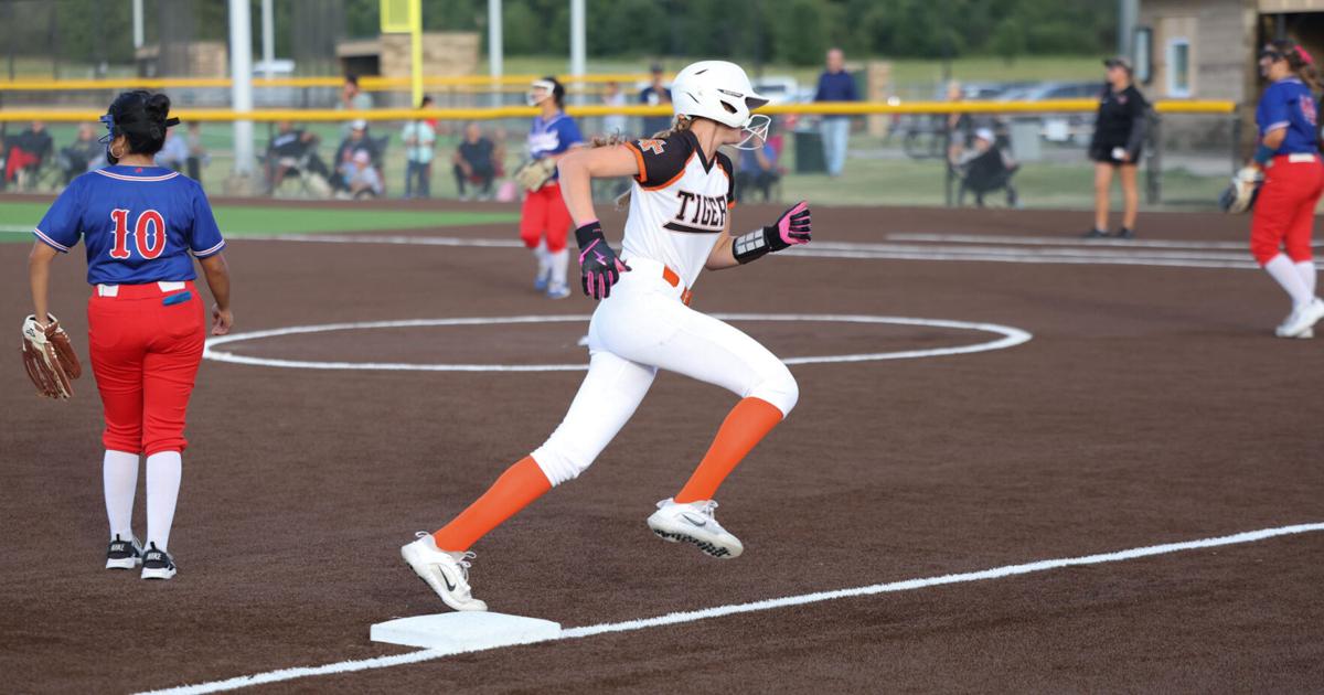 Lady Tiger bats open door to third win of Silo Tournament |