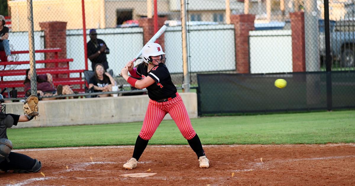 Demons get back to winning ways in district play | Sports