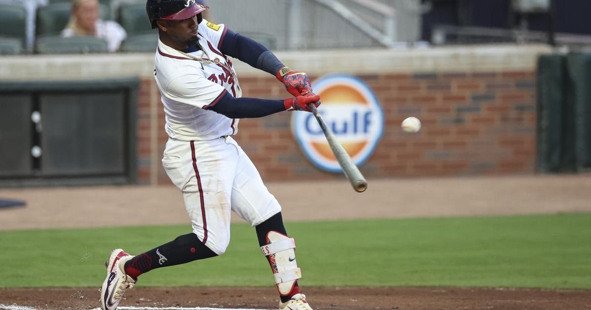 Braves 2B Ozzie Albies suffers broken bone in left hand versus the Nationals, ending his season | MLB