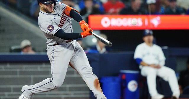 Diaz's ninth inning homer snuffs out Blue Jays' late rally as Astros win 3-2 | National Sports