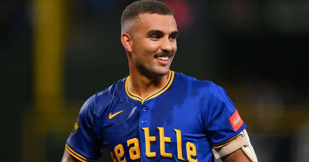 WATCH: Harry Ford's walk-off sacrifice fly moves Mariners into first-place tie with Astros | National