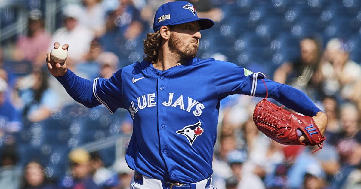 Gausman tosses 2-hitter for 4th career complete game as Blue Jays blank Astros 6-0 | National Sports