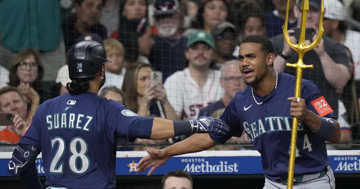 Mariners beat Astros 4-0, take AL West lead | MLB