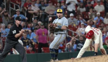 Baserunning blunder silences chance of Cardinals comeback in extra-innings loss to Brewers - STLtoday.com