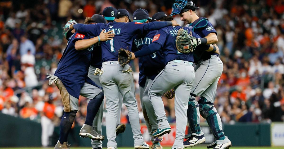 Mariners, Seahawks, Washington Huskies give Seattle fans a rare weekend | University Of Washington