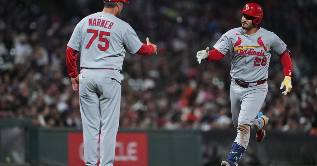 Cardinals stave off elimination for another day with stunning rally, upend Giants in 9th - STLtoday.com