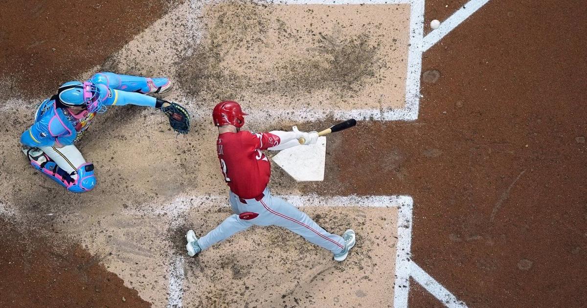 Reds overtake Mets for NL’s 3rd wild-card spot by beating Brewers 3-1 - Toronto Star