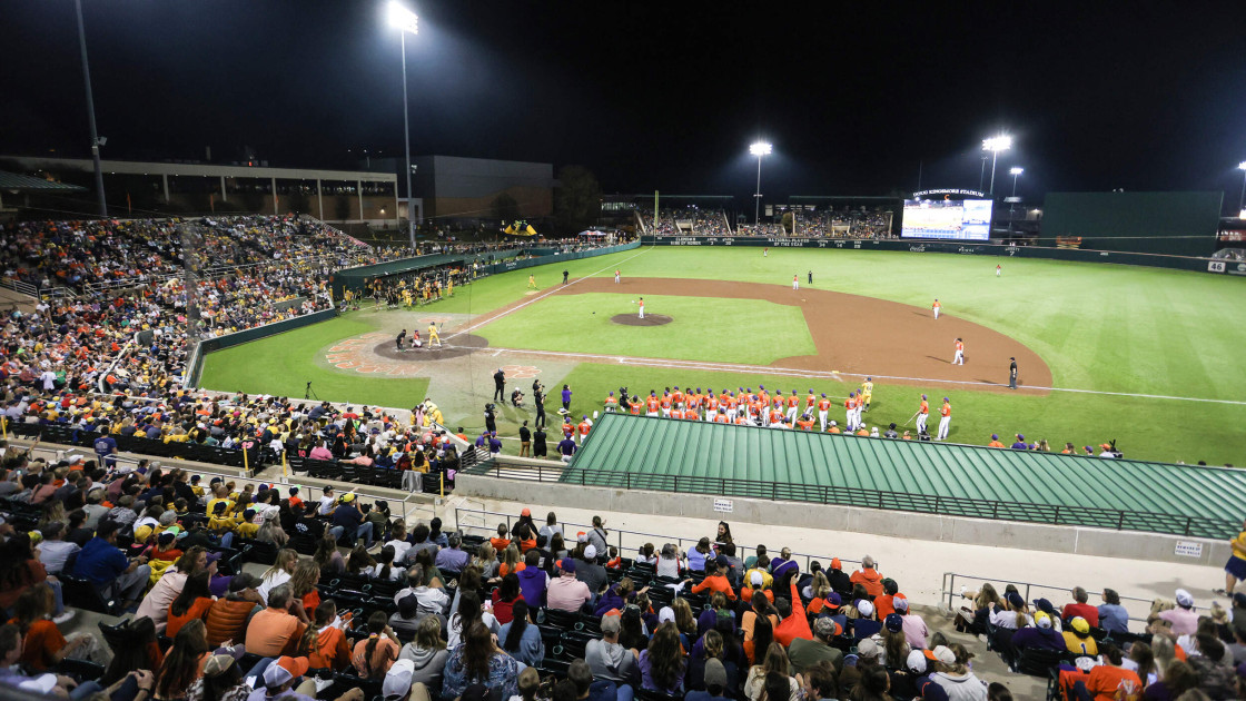 Tigers To Play Alabama & Host Fall Ball Fan Fest at DKS on Oct. 25 – Clemson Tigers Official Athletics Site