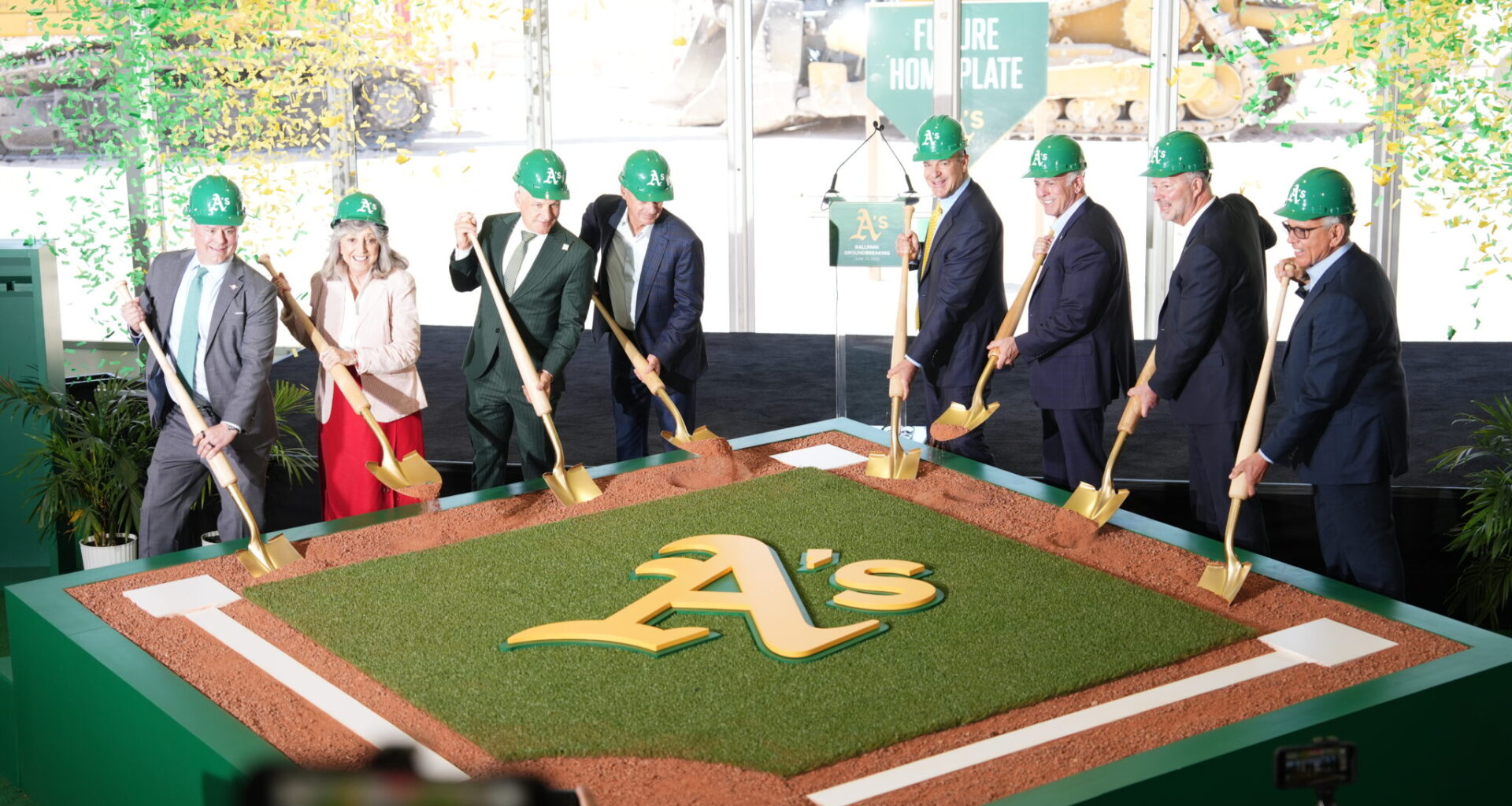 A’s hold world’s weirdest groundbreaking in Vegas, actual stadium construction remains TBD – Field of Schemes