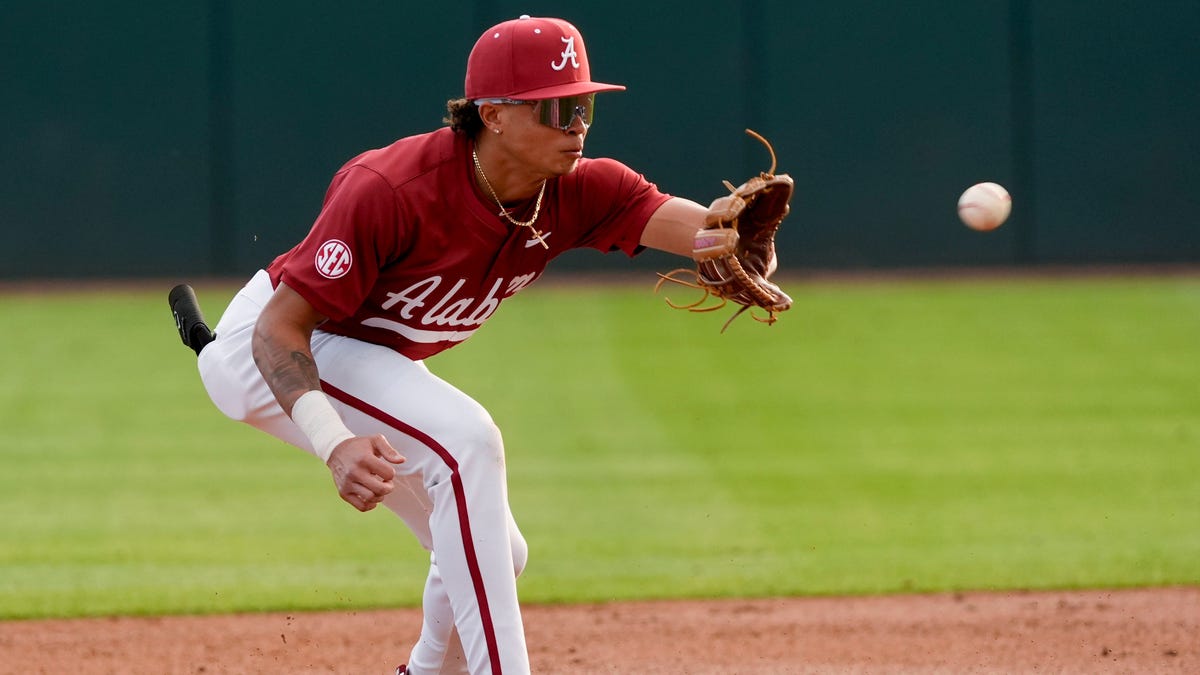 Alabama shortstop Justin Lebron among 2026 MLB draft college prospects