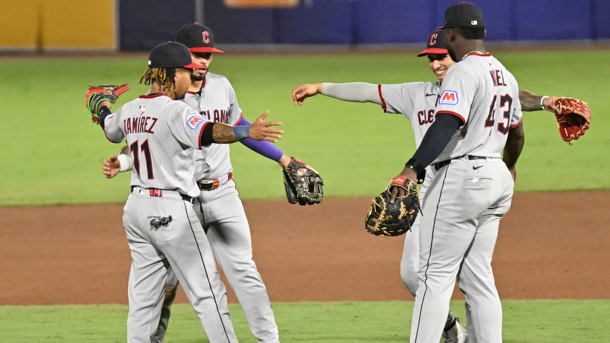 Guardians beat Rays thanks to big 2nd-inning rally, get back to .500