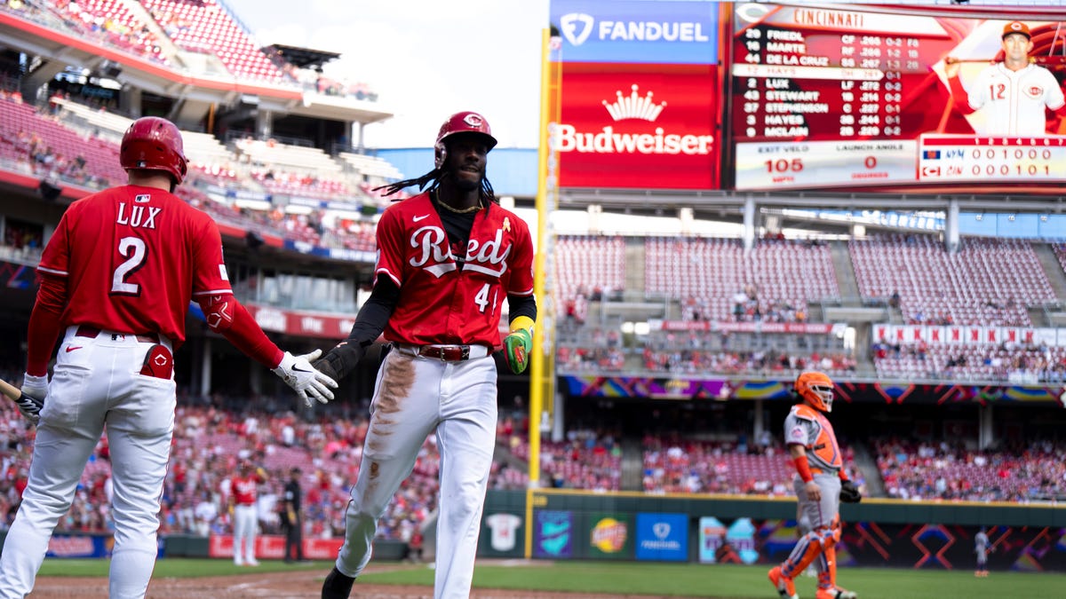 'We're still alive.' Resilient Reds keep fighting in NL wild card race