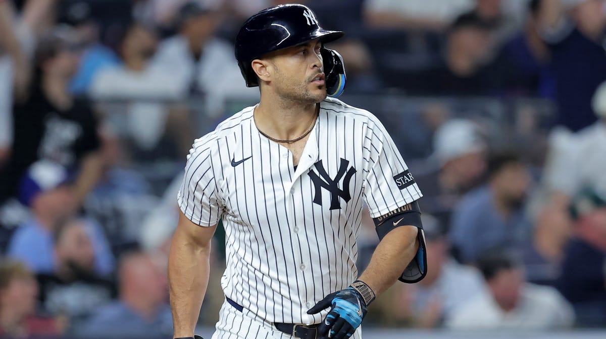 Yankees climb back up in AL East standings