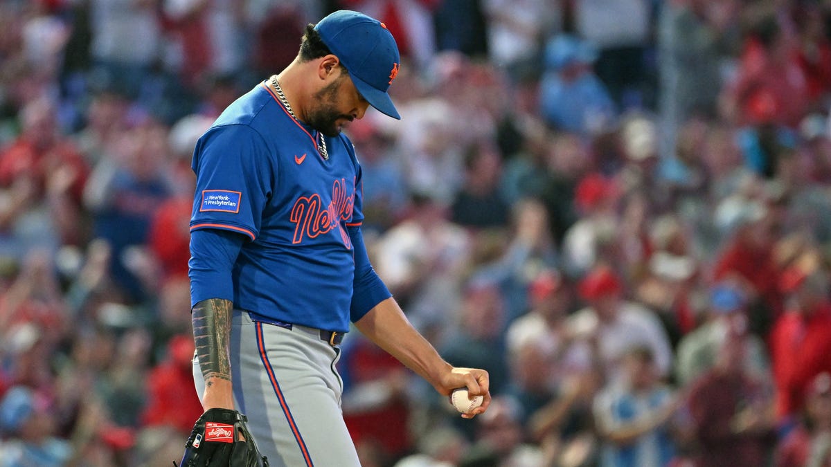 Malaise has playoff hopes wavering after second loss to Phillies