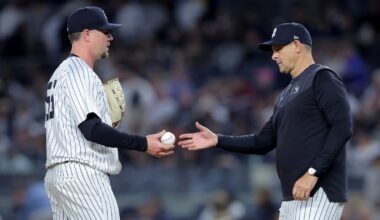 Yankees thrown for a huge loss as Detroit's nine-run seventh sends Tigers to an easy win