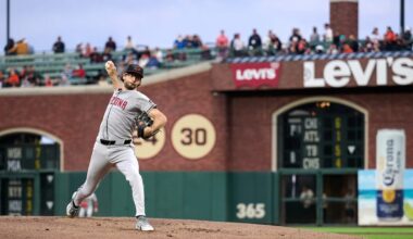 Diamondbacks lose, miss another chance to gain ground in playoff race