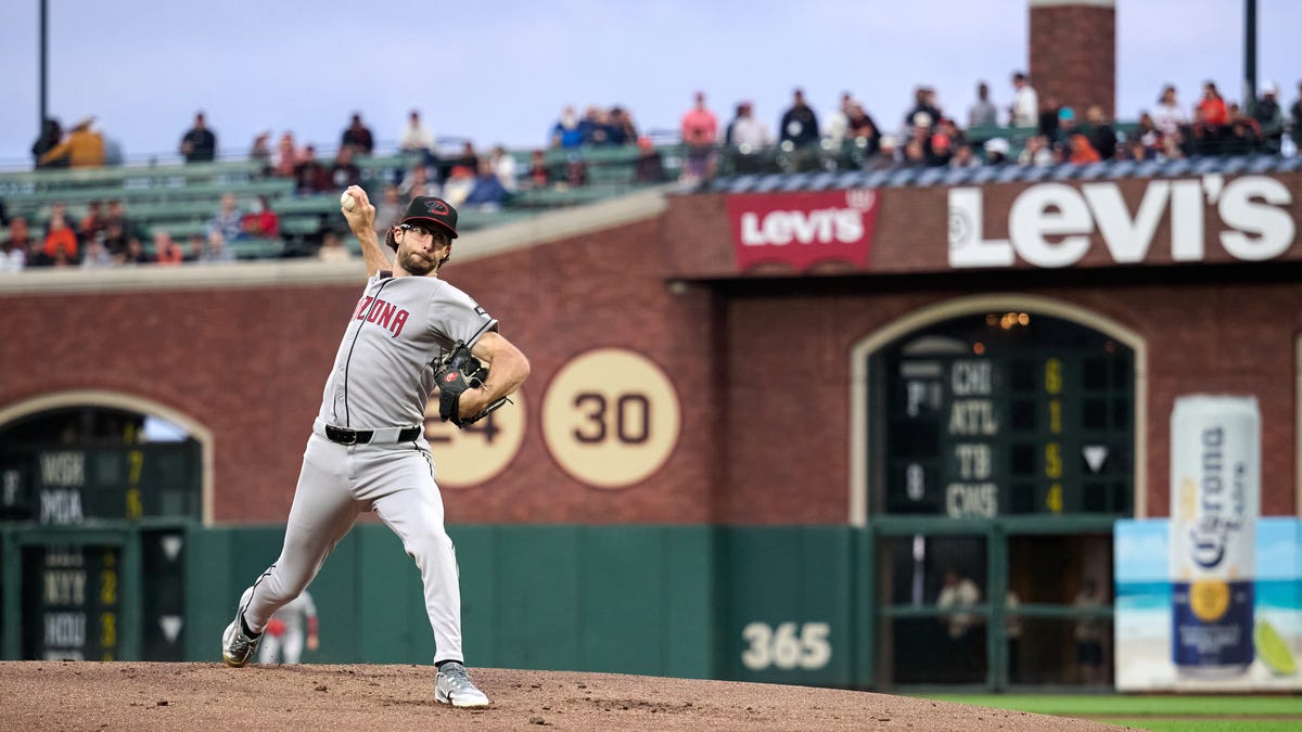 Diamondbacks lose, miss another chance to gain ground in playoff race