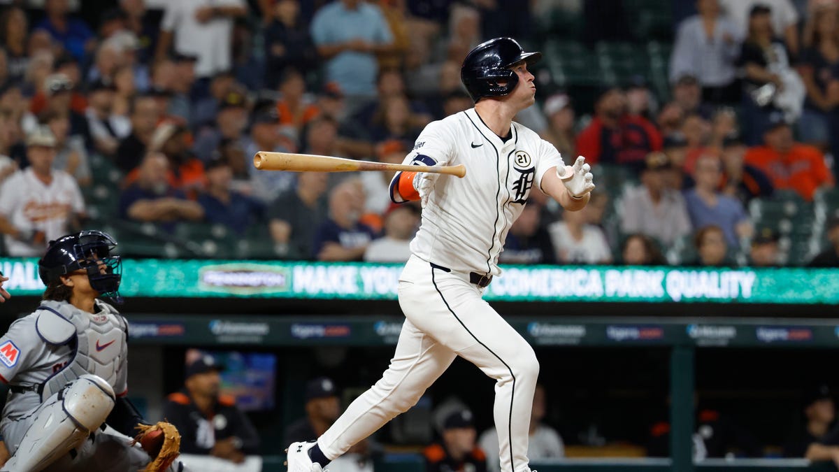 Tigers rally, but Guardians win 7-5 on 4-run 10th