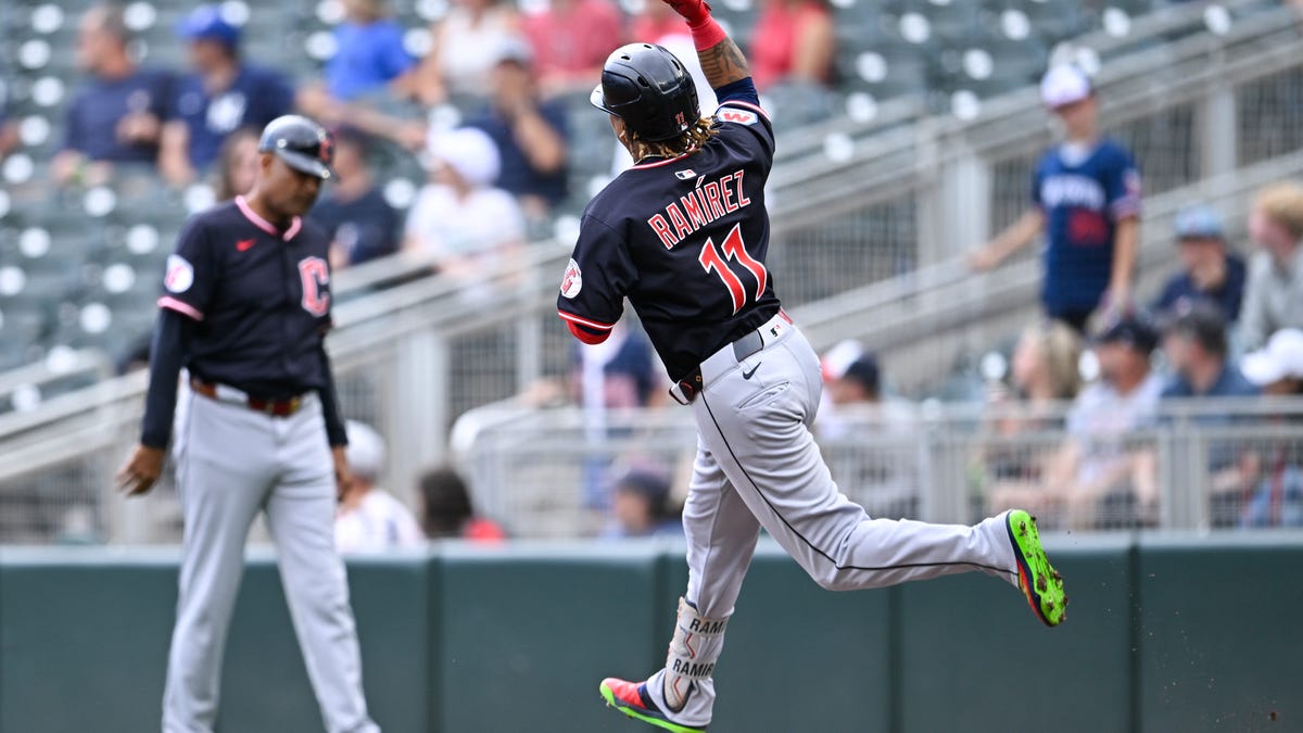 Guardians blank Twins, just 1½ games behind Tigers for division lead