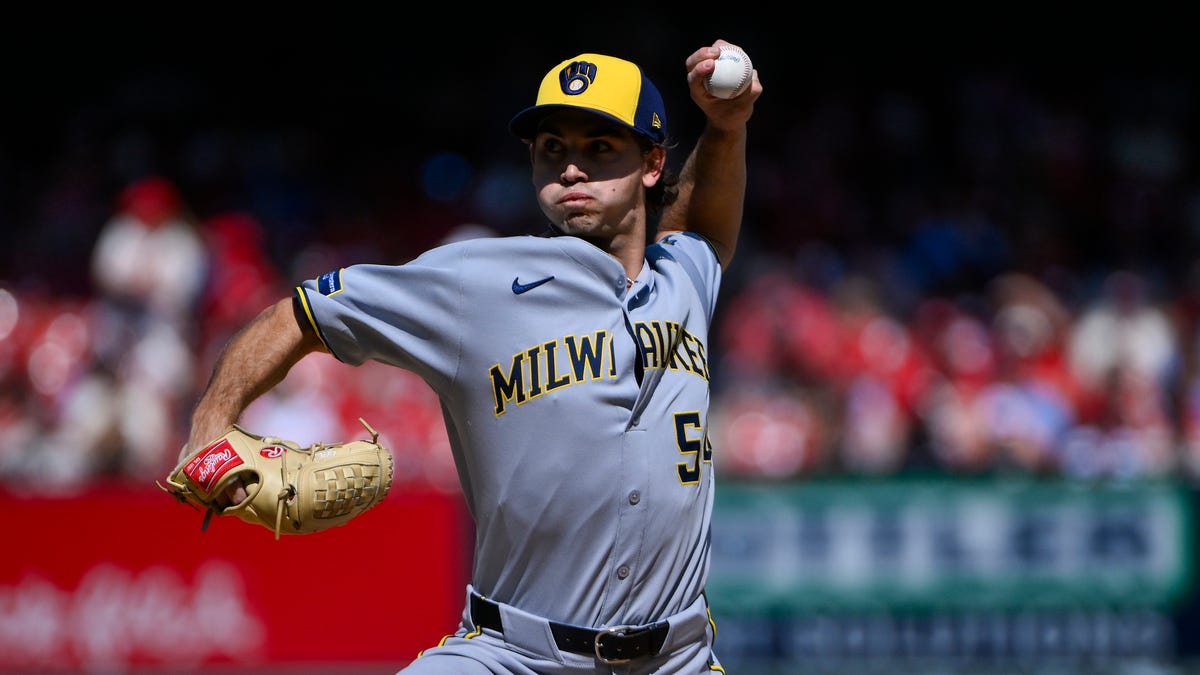 Cincinnati explodes for a six-run third inning