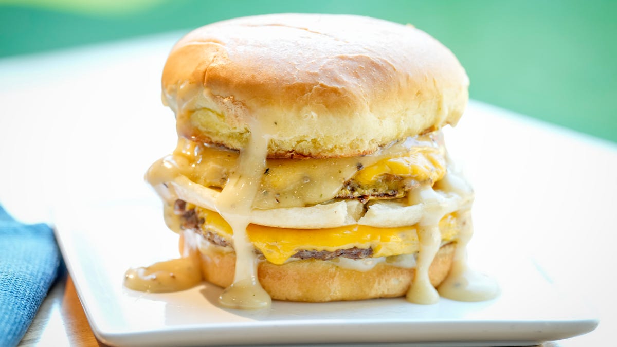 Brewers playoff games to get new food options at American Family Field