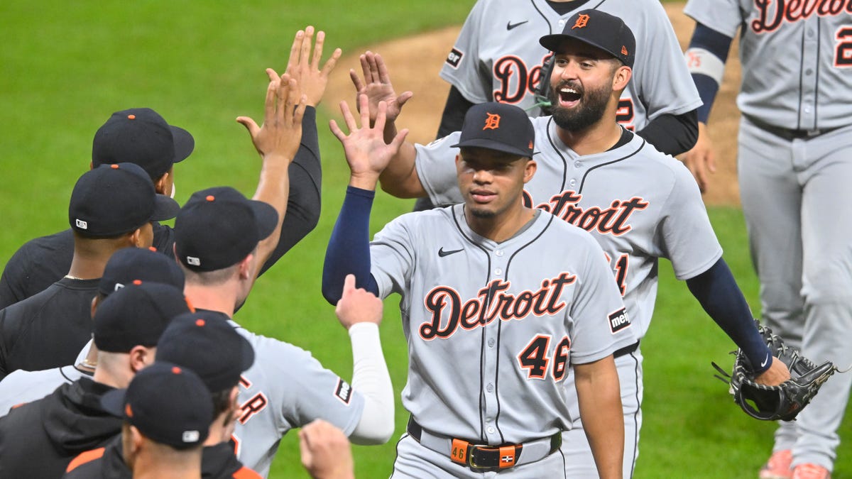 Detroit Tigers get air as win over Cleveland helps MLB playoff odds