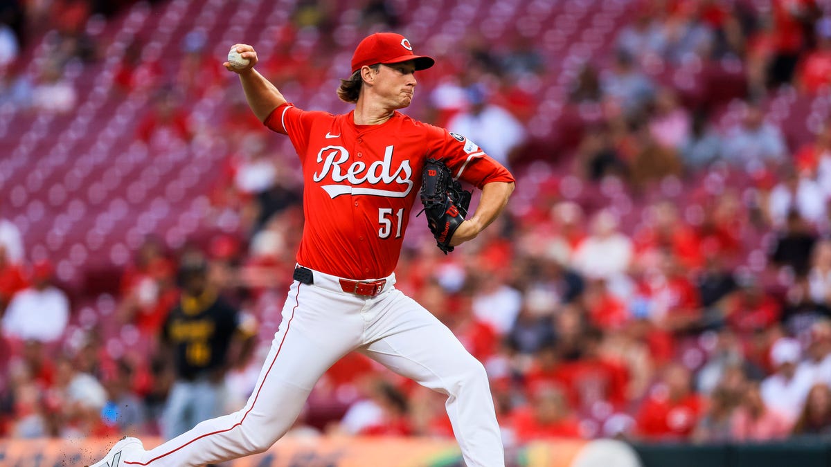 Reds at Brewers odds, picks and predictions