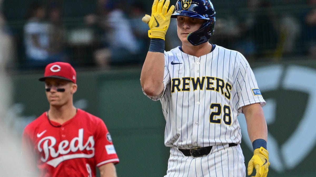 When do Brewers need to submit NLDS, MLB playoff roster?