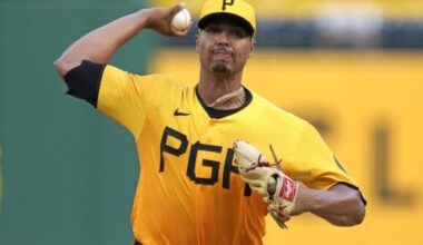 Pittsburgh Pirates starting pitcher Johan Oviedo delivers during the first inning of the team's baseball game against the Cincinnati Reds in Pittsburgh, Friday, Aug. 11, 2023. (AP Photo/Gene J. Puskar)