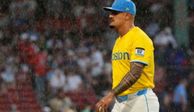 Red Sox place left-hander on injured list, recall Chris Murphy