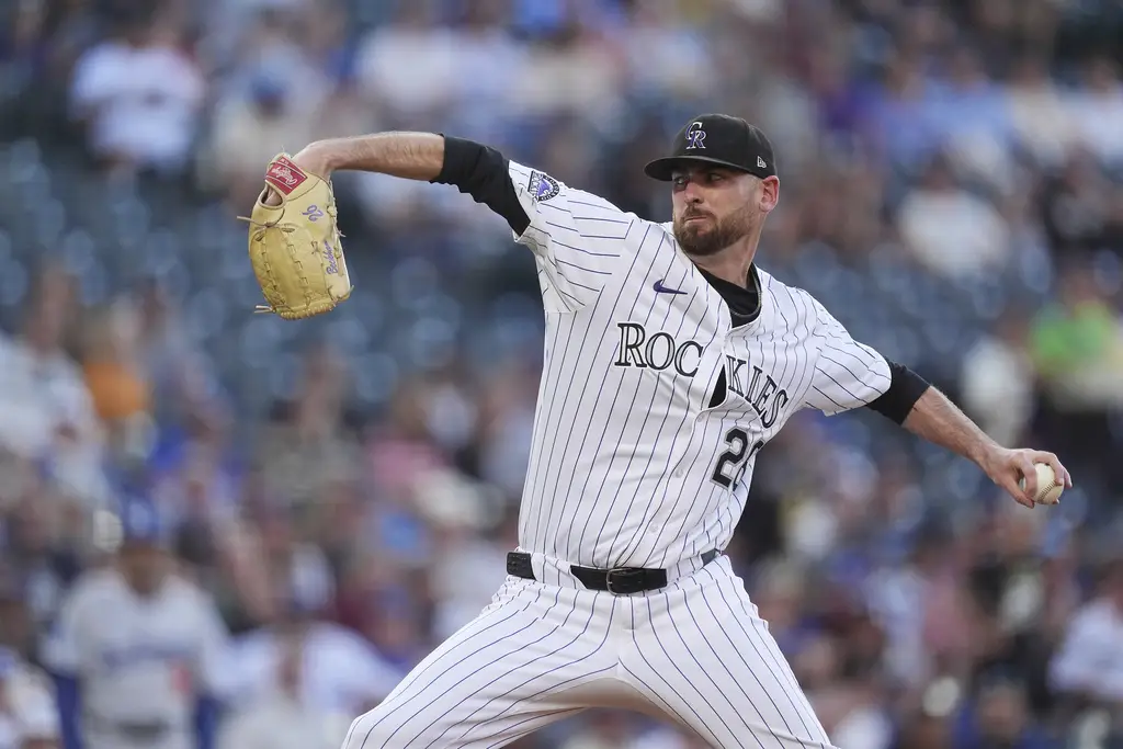 Cubs Sign Austin Gomber to Minor League Deal -