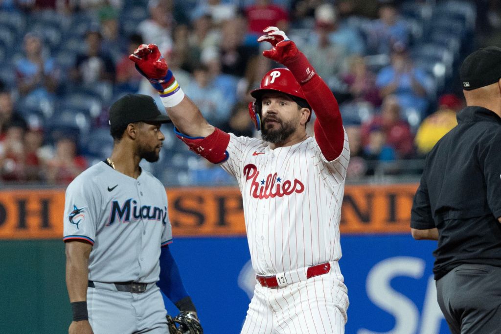 Phillies' Kyle Schwarber pads NL lead with 55th, 56th homers