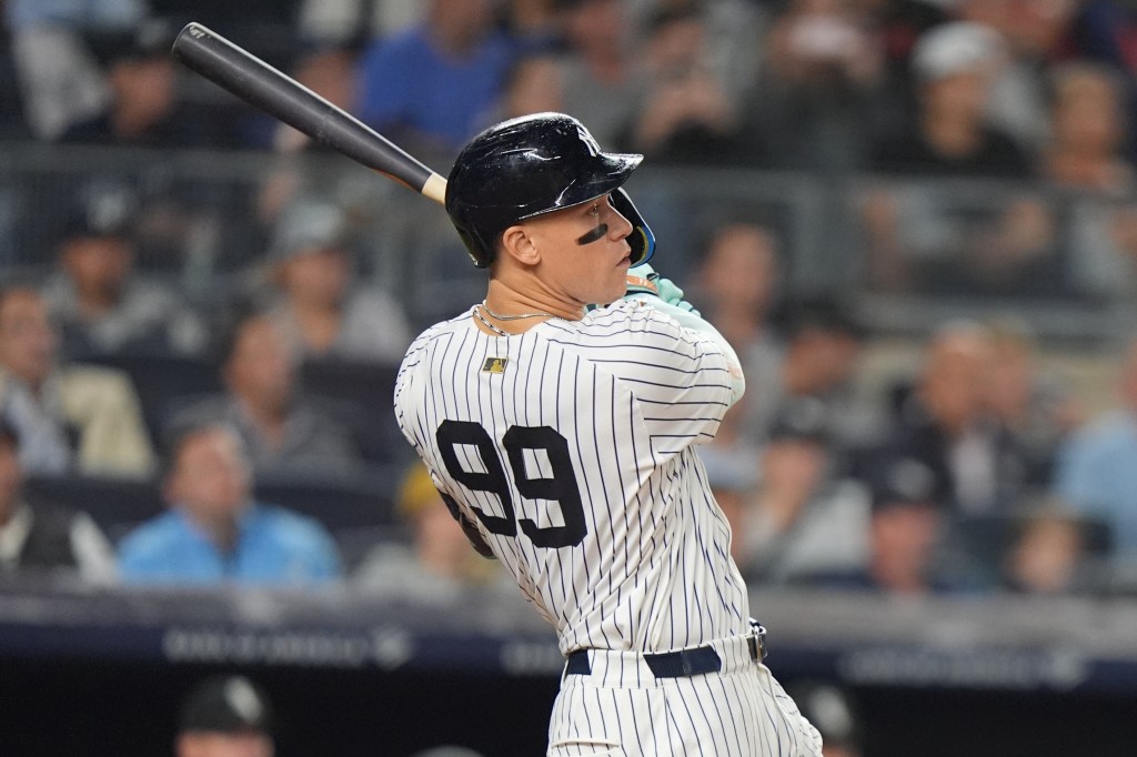 Yankees’ Aaron Judge becomes baseball’s tallest batting champ