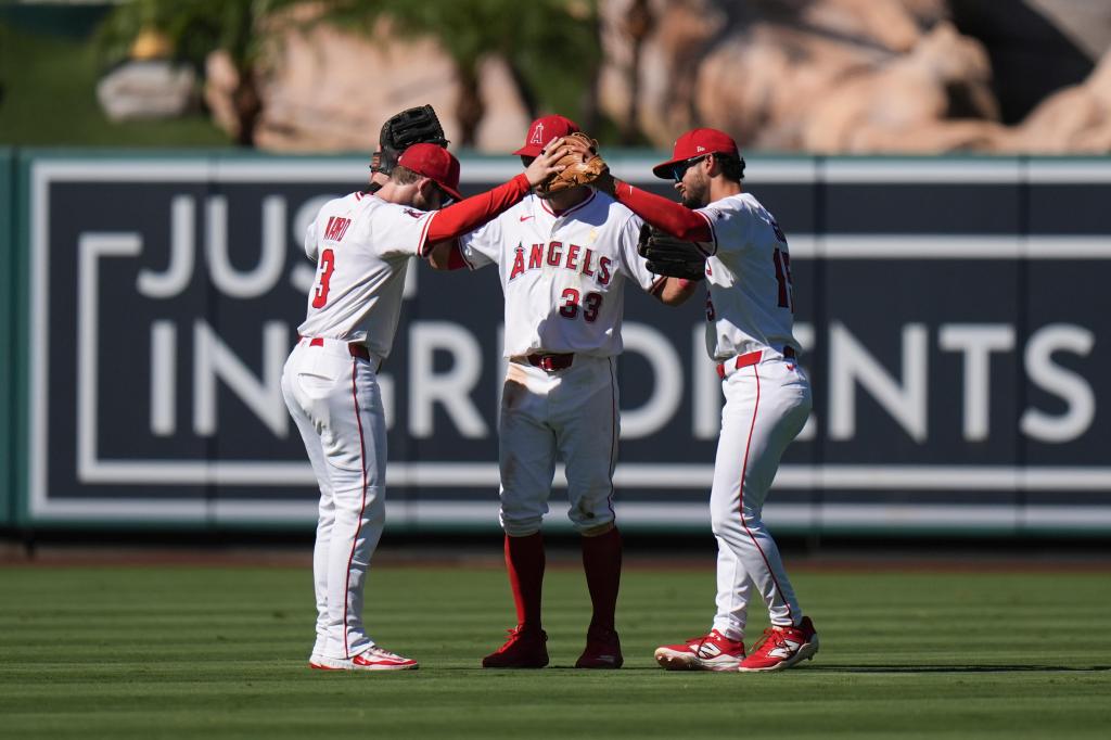 d’Arnaud’s RBI double in eighth inning lifts Angels over Athletics – The Press Democrat
