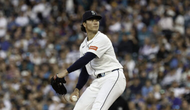 Woo's career night helps Seattle Mariners stay atop AL West