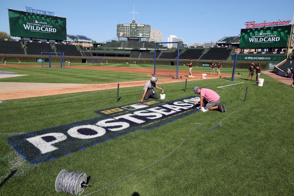 Chicago Cubs work out at Wrigley Field before the wild-card series – Chicago Tribune