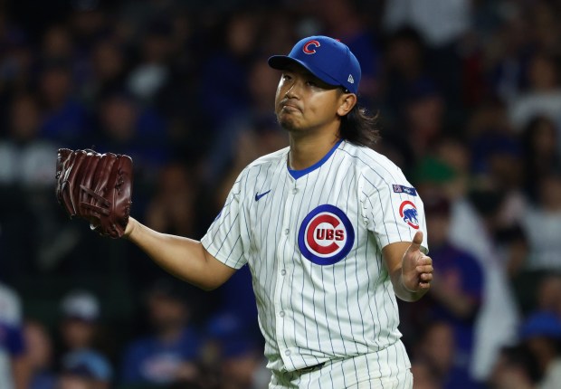 Cubs starting pitcher Shota Imanaga stands on the mound after giving up a three-run home run to Mets third baseman Brett Baty in the fourth inning at Wrigley Field on Sept. 25, 2025, in Chicago. (John J. Kim/Chicago Tribune)